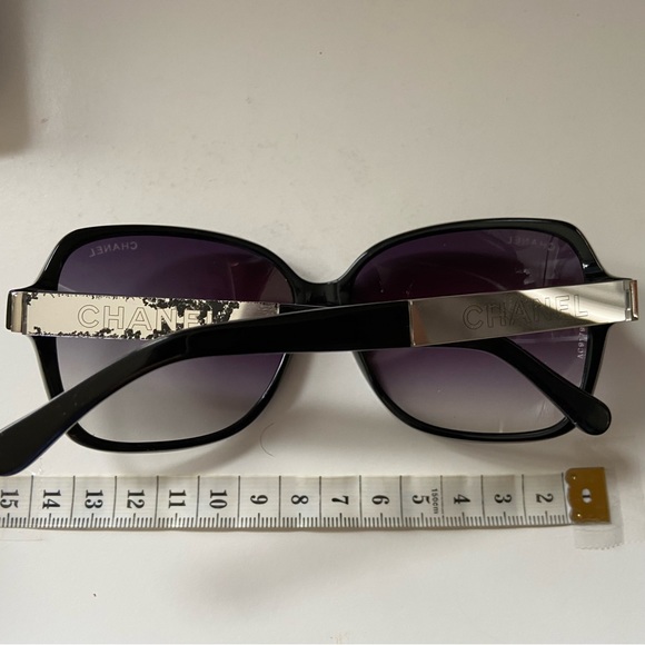 CHANEL sunglasses - Picture 3 of 9